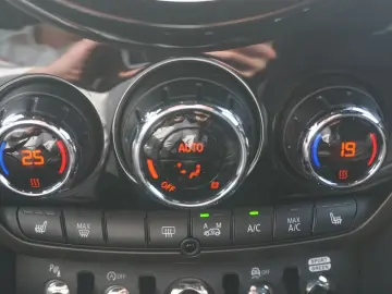 MINI Cooper Countryman Cooper 1.5  Classic Aut. LED Navi Tem