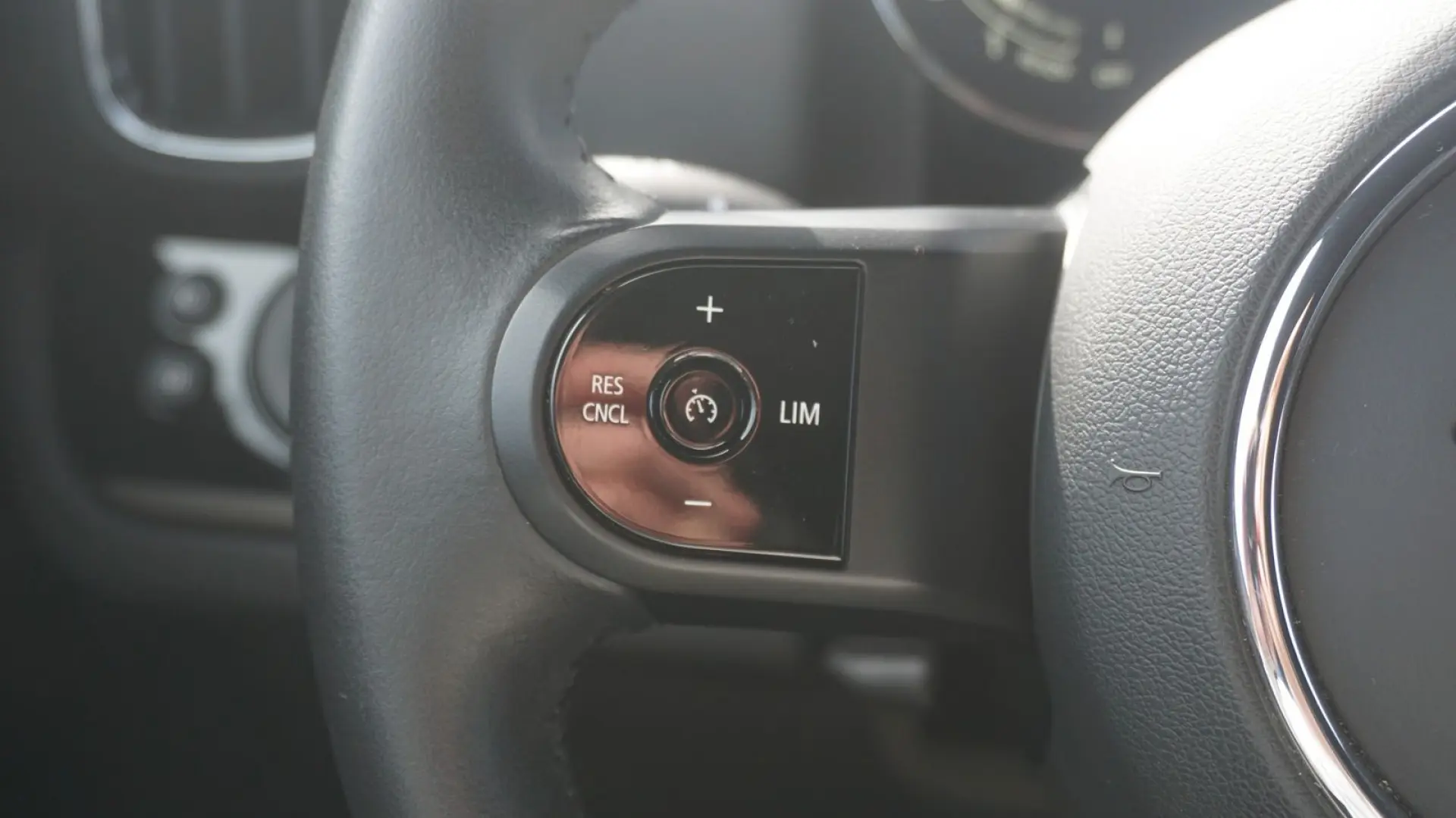 MINI Cooper Countryman Cooper 1.5  Classic Aut. LED Navi Tem