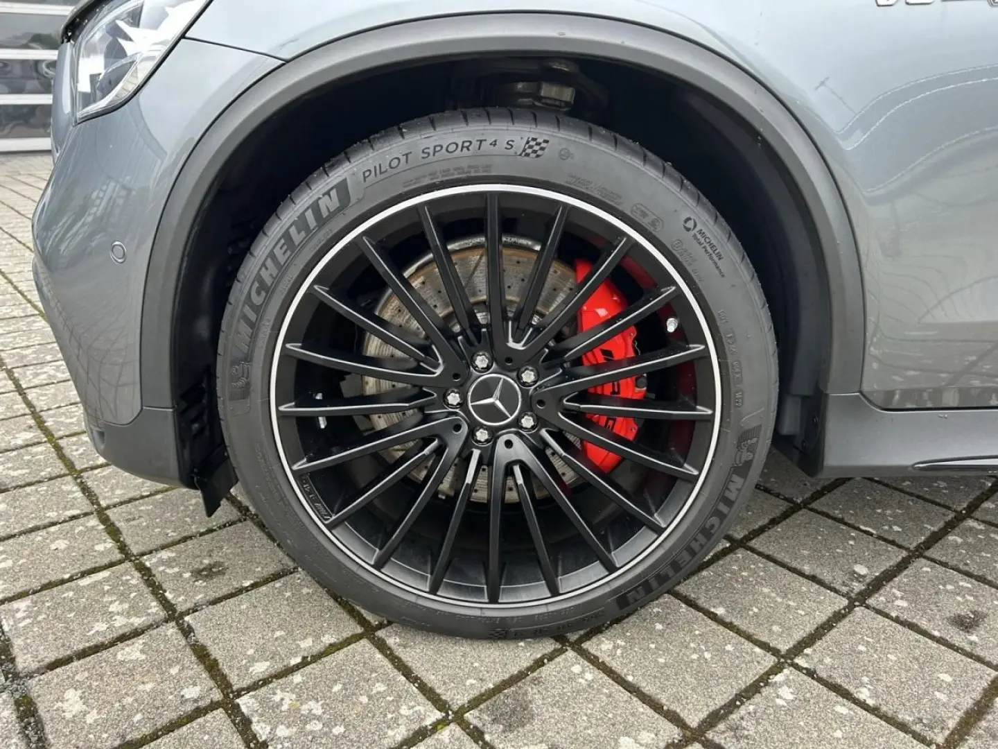 Mercedes-Benz AMG GLC 63 S 4MATIC+ +AMG-Sport+LED