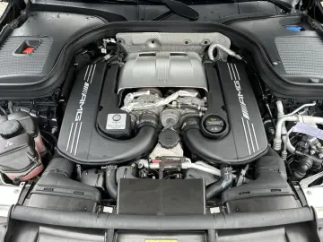 Mercedes-Benz AMG GLC 63 S 4MATIC+ +AMG-Sport+LED