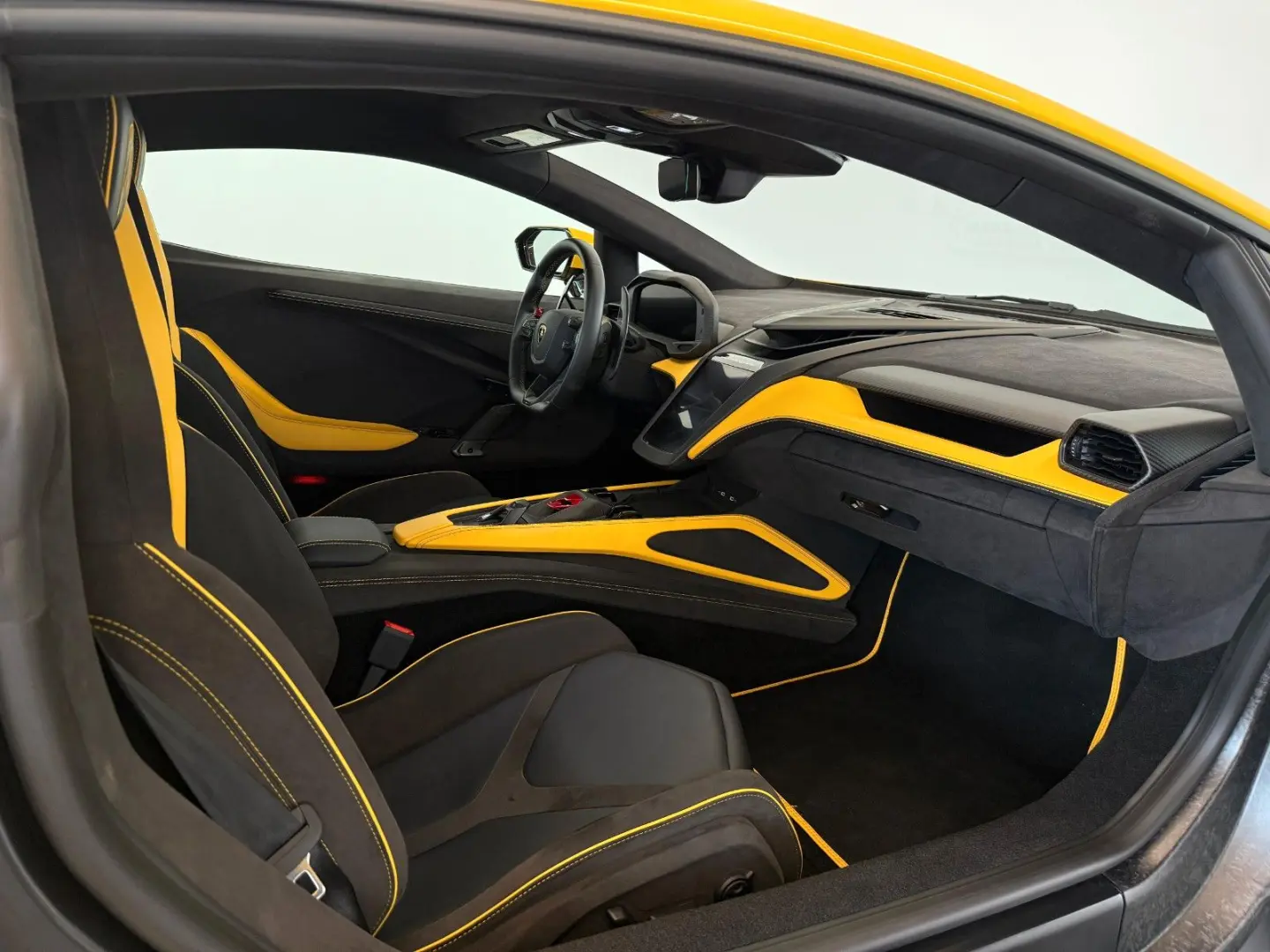 Lamborghini Revuelto 6.5 V12 HPEV