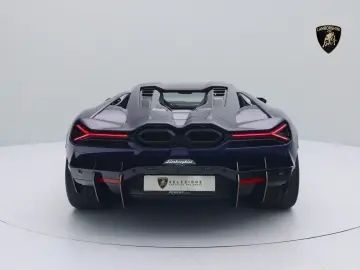 Lamborghini Revuelto  VIOLA ALETHEIA I AD PERSONAM I B