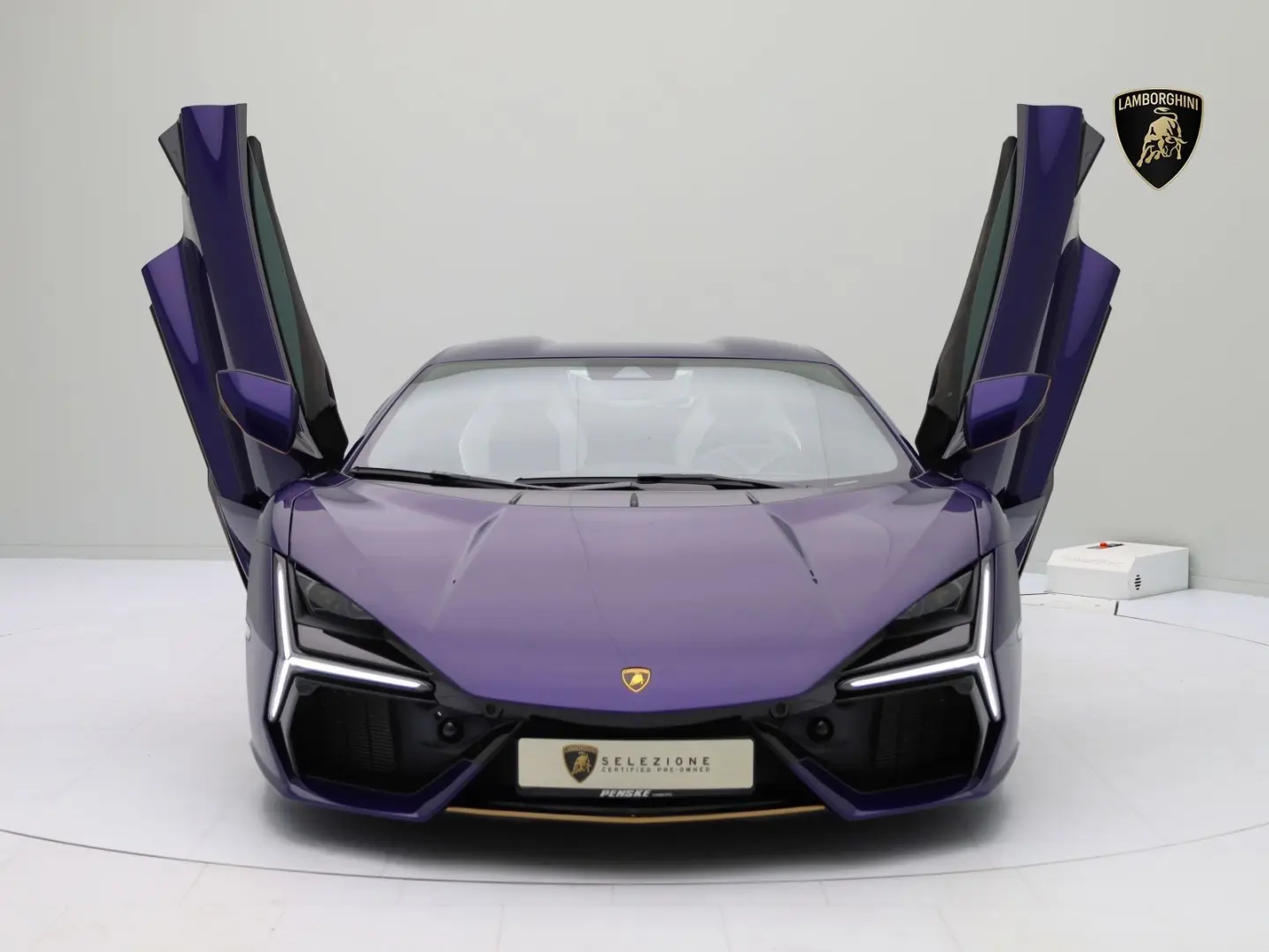 Lamborghini Revuelto  VIOLA ALETHEIA I AD PERSONAM I B