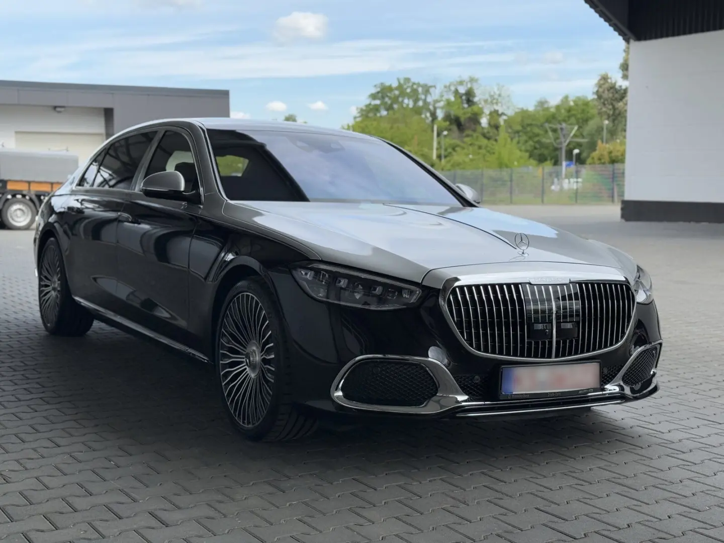 Mercedes Benz S680 Maybach V12 High-End -Paket