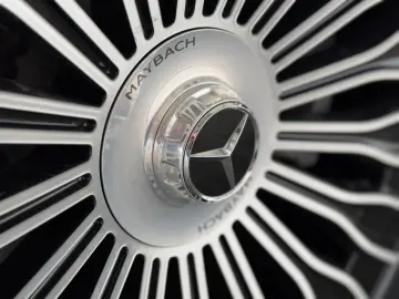 Mercedes Benz S680 Maybach V12 High-End -Paket