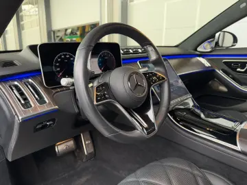 Mercedes Benz S680 Maybach V12 High-End -Paket