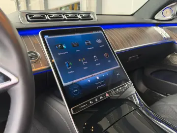 Mercedes Benz S680 Maybach V12 High-End -Paket