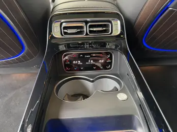 Mercedes Benz S680 Maybach V12 High-End -Paket