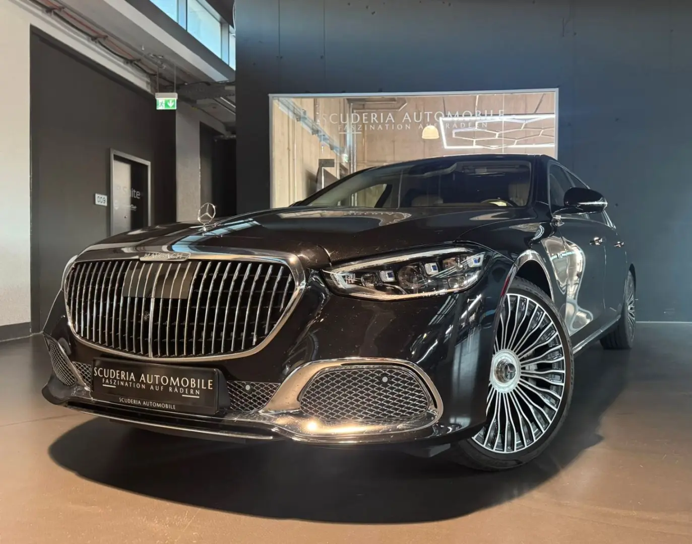 Mercedes-Benz S 680 Maybach BURMESTER 4D + FULL