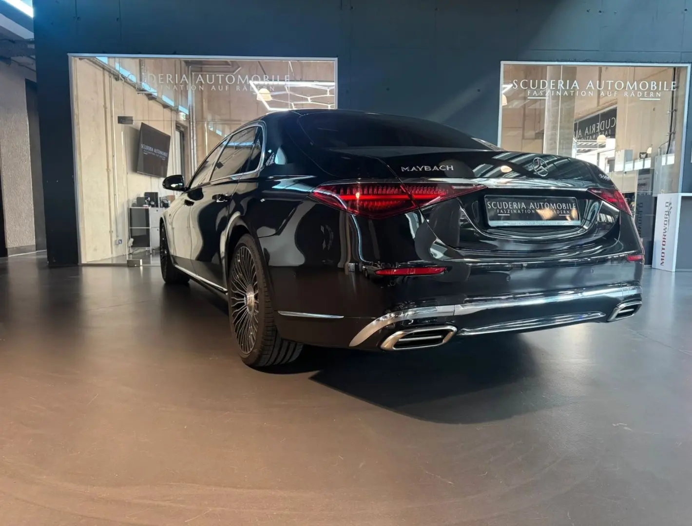 Mercedes-Benz S 680 Maybach BURMESTER 4D + FULL