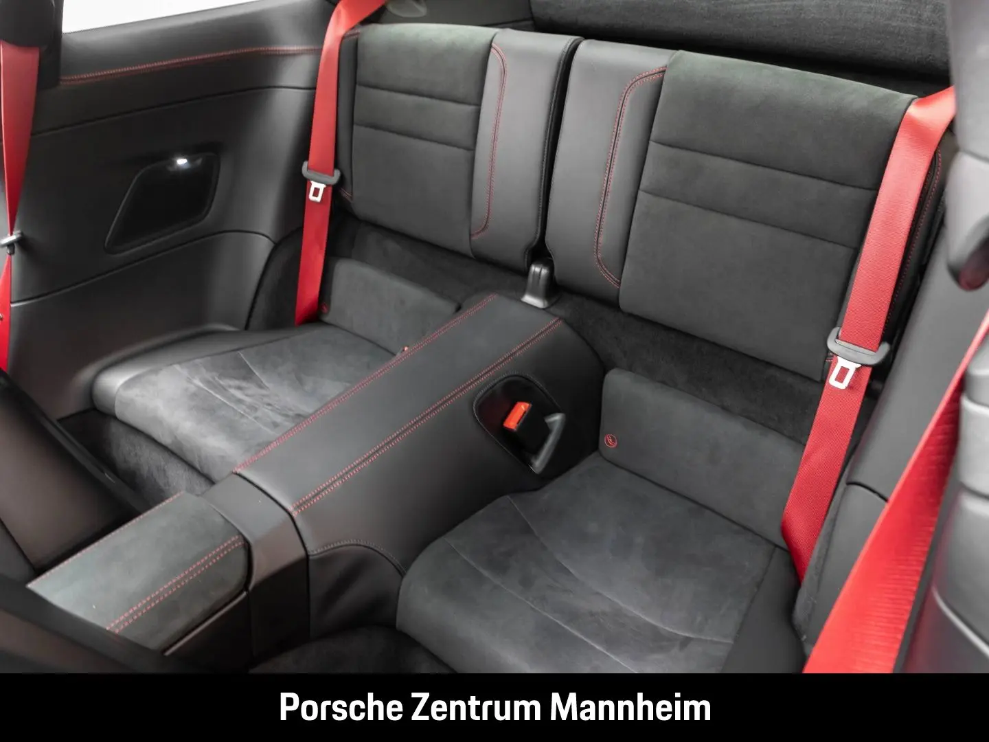 Porsche 992 911 Carrera 4 GTS Matrix