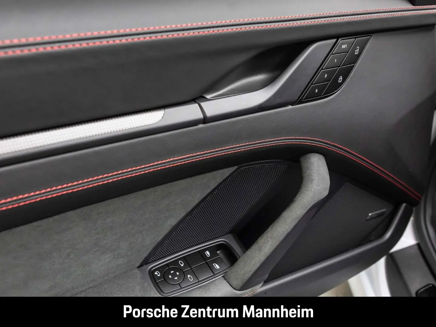 Porsche 992 911 Carrera 4 GTS Matrix