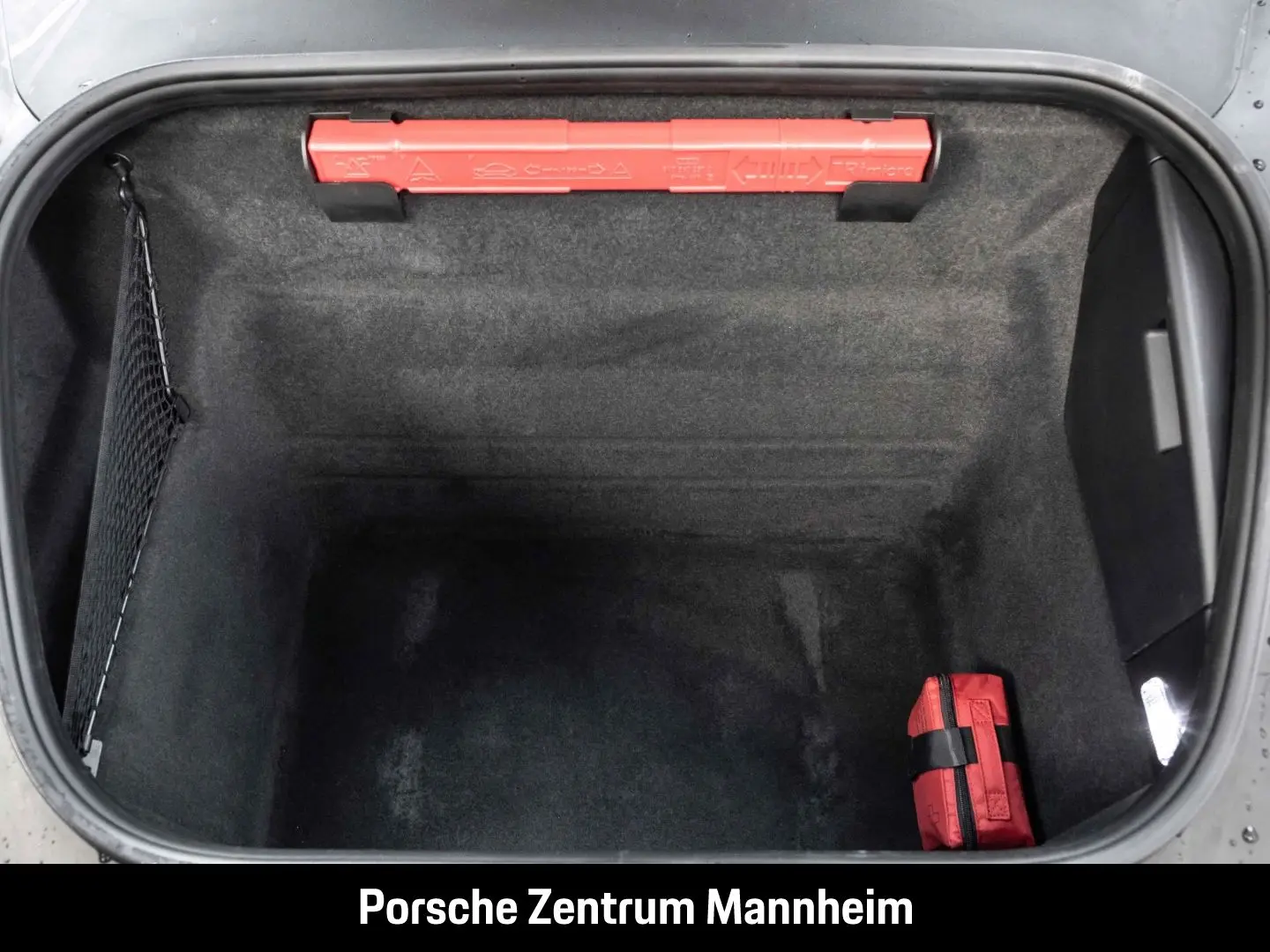 Porsche 992 911 Carrera 4 GTS Matrix