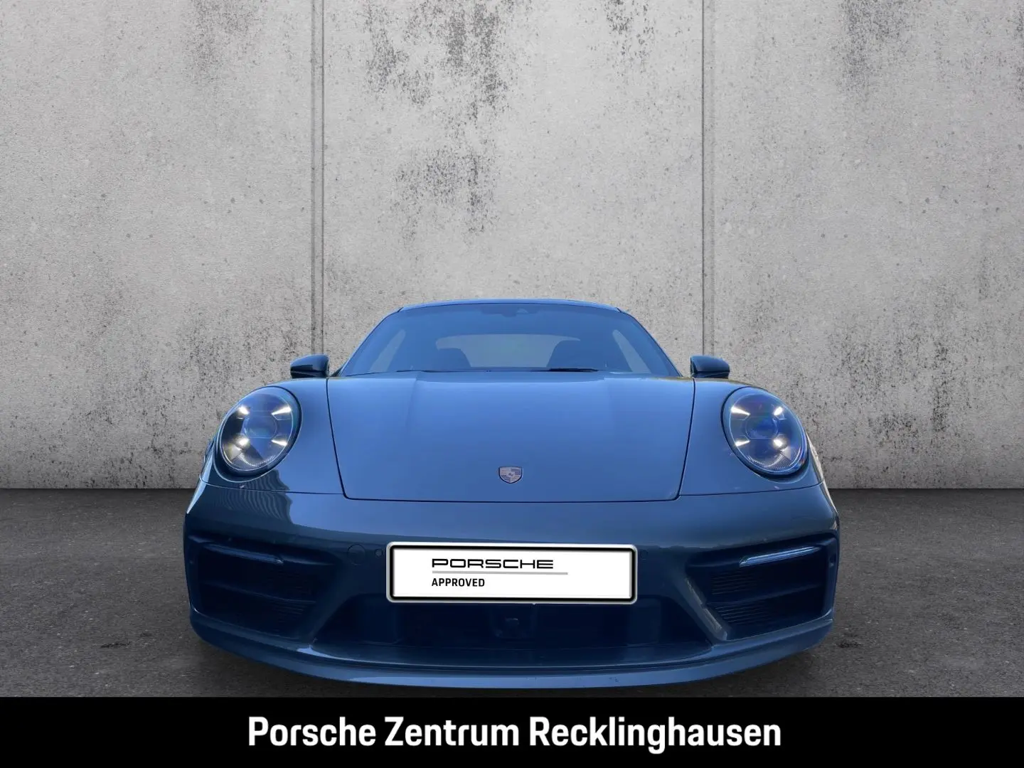 Porsche 992 911 Carrera 4S  InnoDrive
