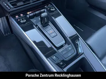 Porsche 992 911 Carrera 4S  InnoDrive