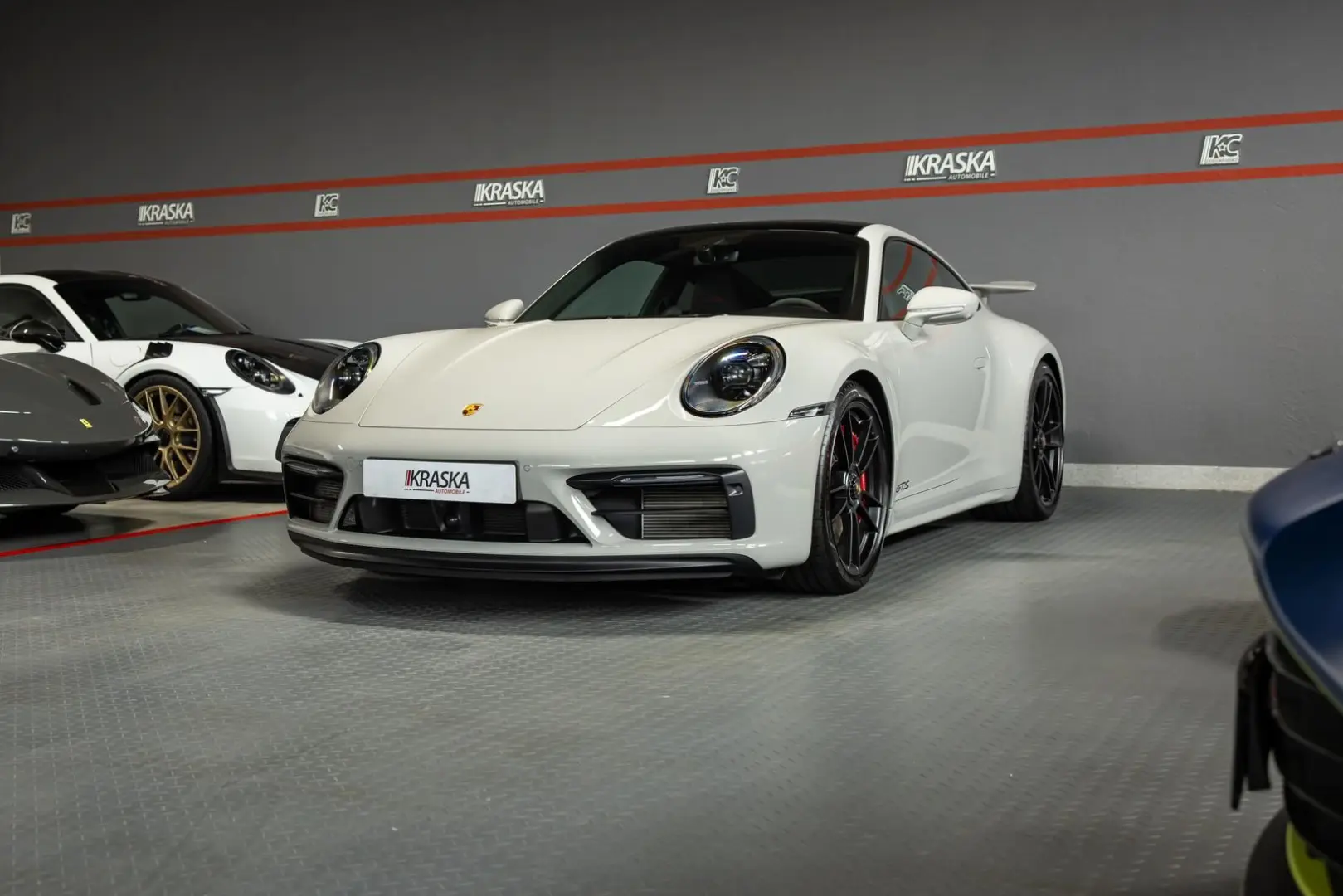 Porsche 992 Carrera 4 GTS Coupe PDLS+ BOSE AERO-KIT