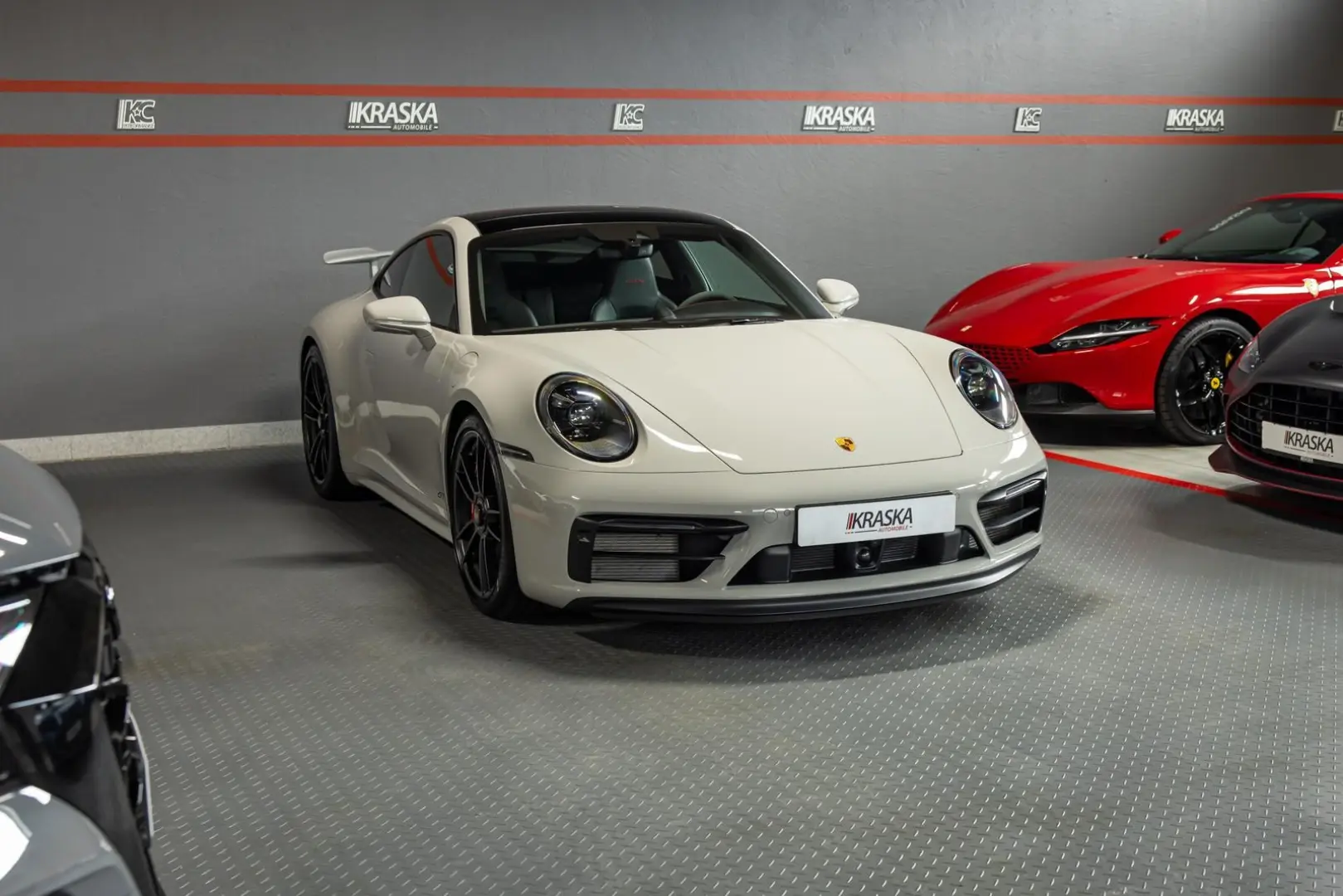 Porsche 992 Carrera 4 GTS Coupe PDLS+ BOSE AERO-KIT
