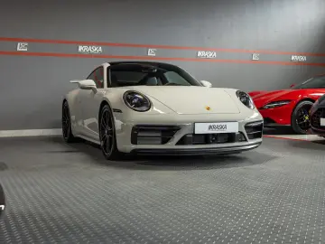 Porsche 992 Carrera 4 GTS Coupe PDLS+ BOSE AERO-KIT