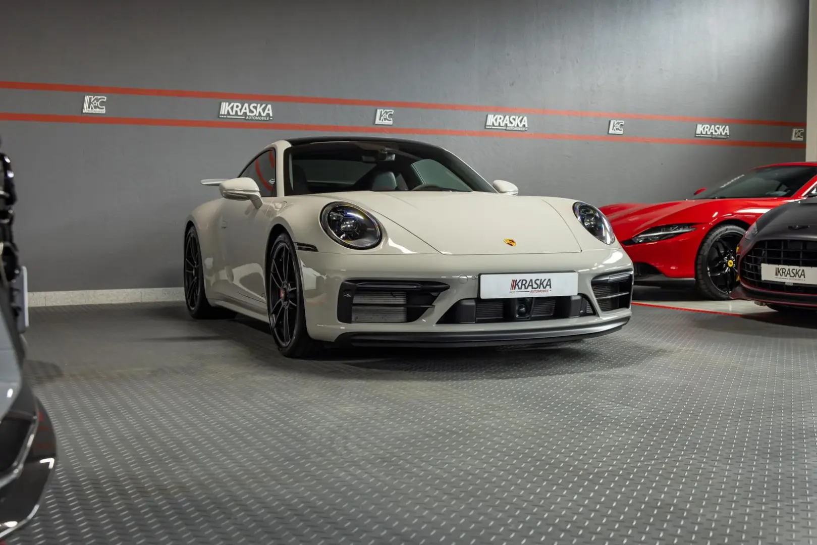 Porsche 992 Carrera 4 GTS Coupe PDLS+ BOSE AERO-KIT