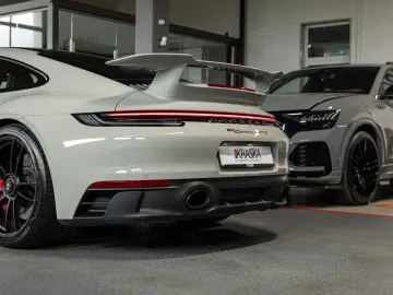 Porsche 992 Carrera 4 GTS Coupe PDLS+ BOSE AERO-KIT