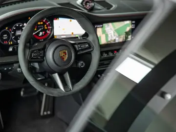 Porsche 992 Carrera 4 GTS Coupe PDLS+ BOSE AERO-KIT