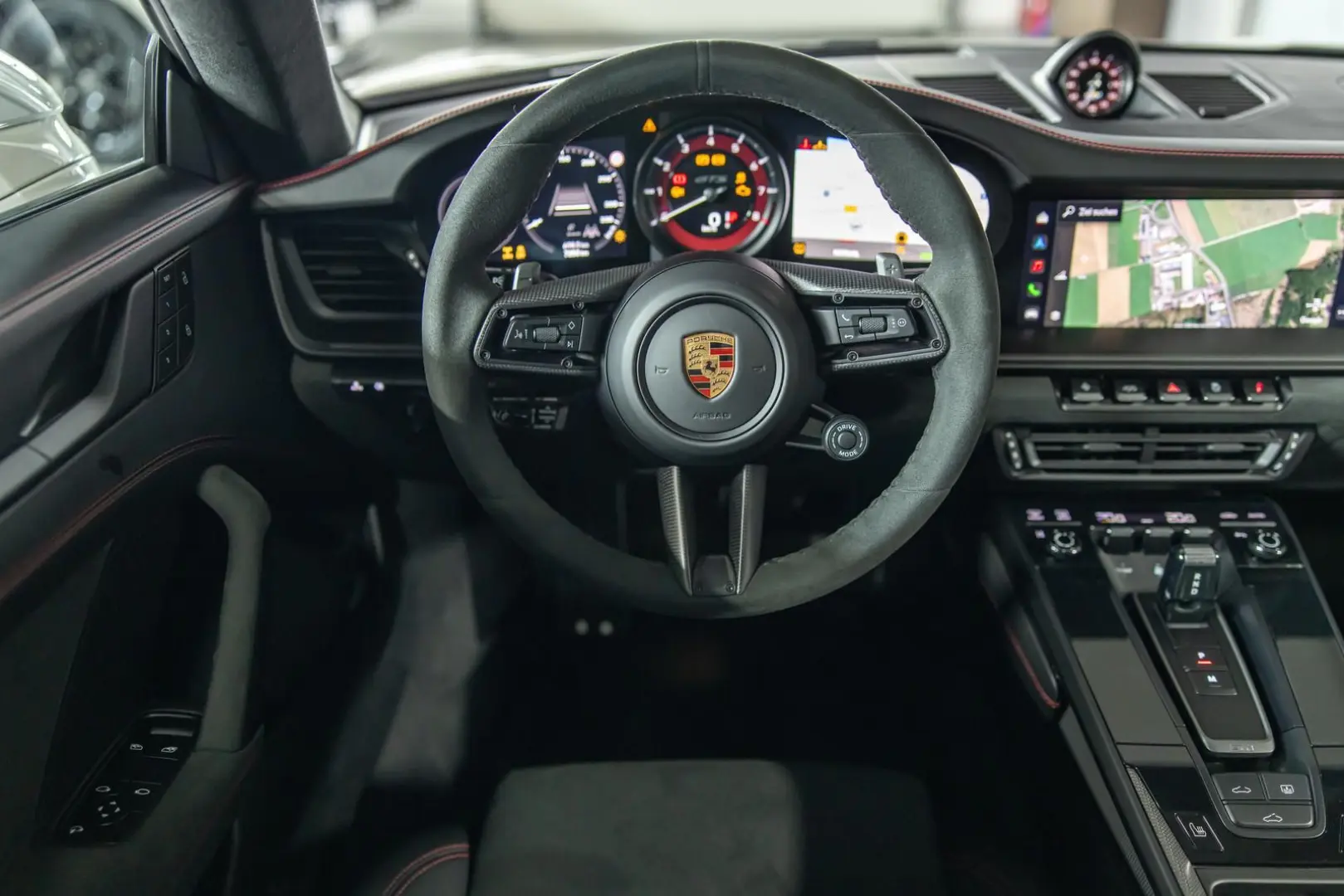 Porsche 992 Carrera 4 GTS Coupe PDLS+ BOSE AERO-KIT