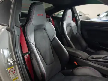 Porsche 992 Carrera 4 GTS Coupe PDLS+ BOSE AERO-KIT