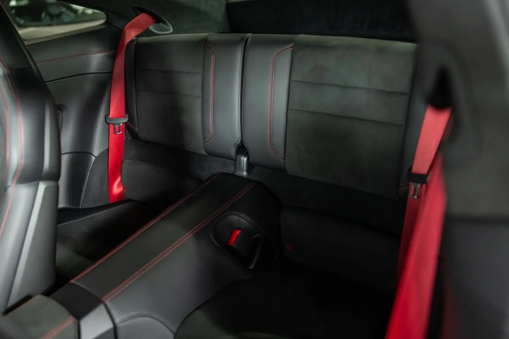 Porsche 992 Carrera 4 GTS Coupe PDLS+ BOSE AERO-KIT