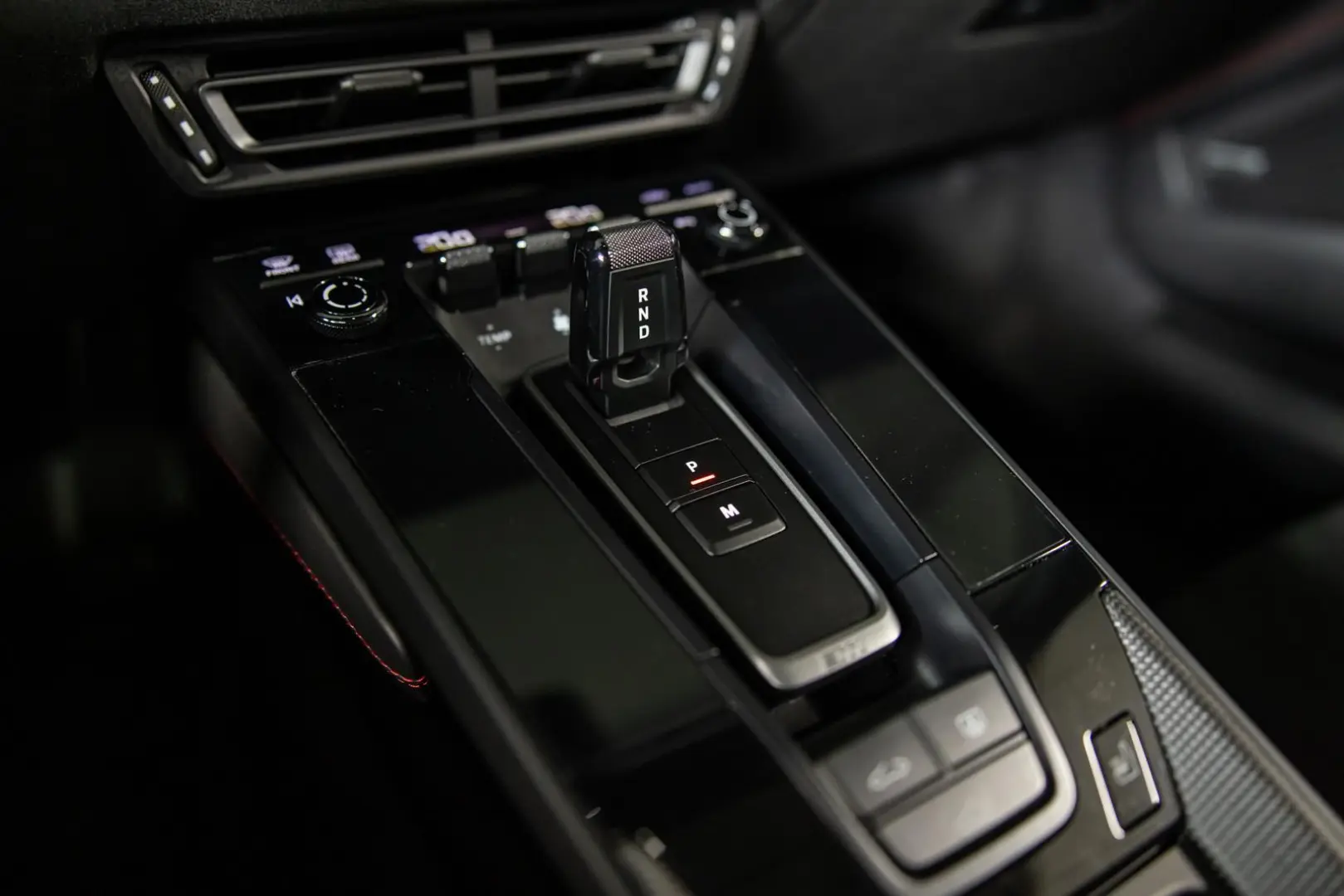 Porsche 992 Carrera 4 GTS Coupe PDLS+ BOSE AERO-KIT