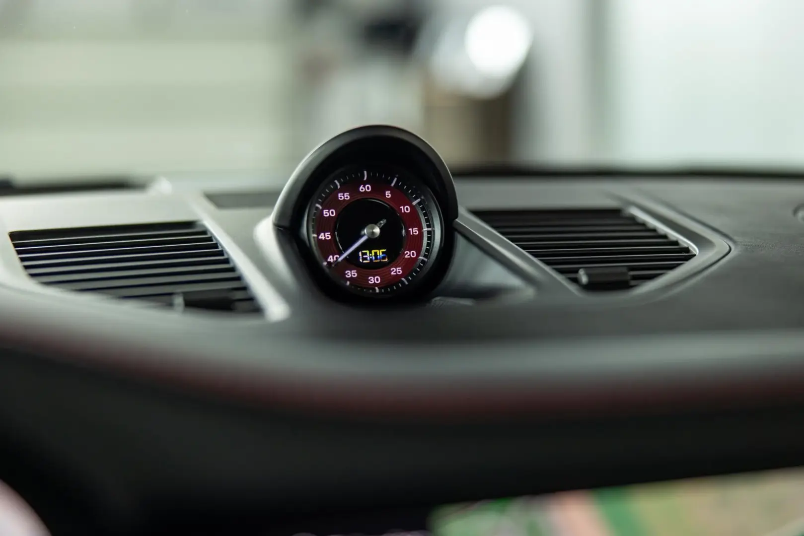 Porsche 992 Carrera 4 GTS Coupe PDLS+ BOSE AERO-KIT