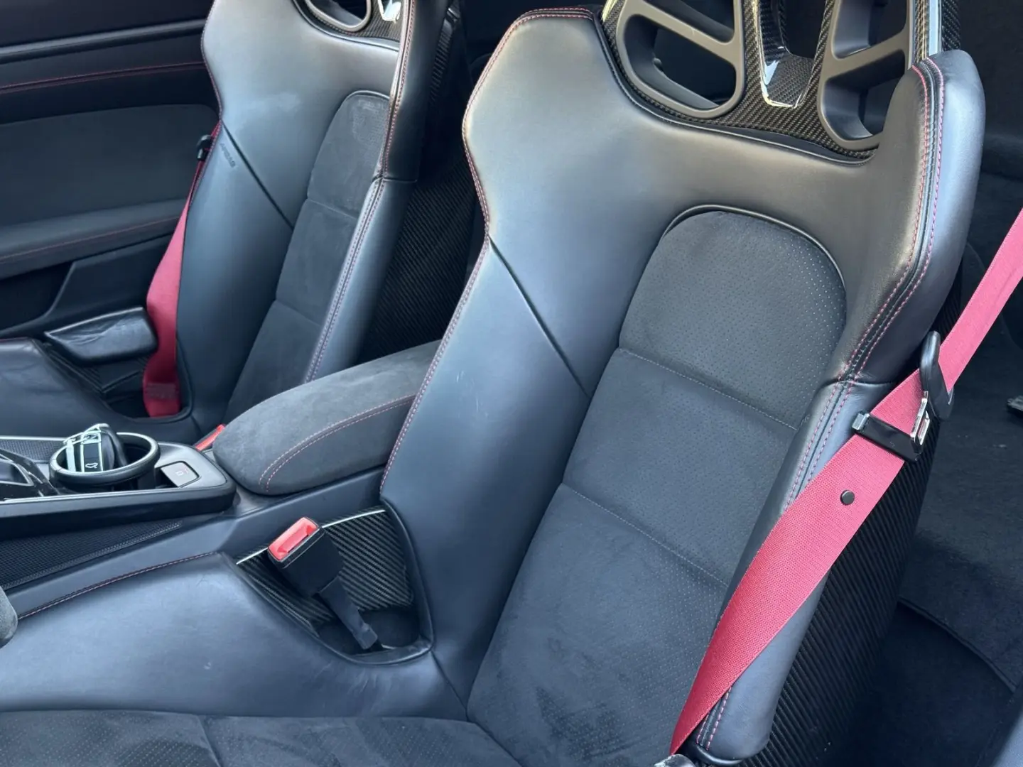 Porsche 992 911 Carrera 4 GTS AEROKIT*LIFT*PDCC*
