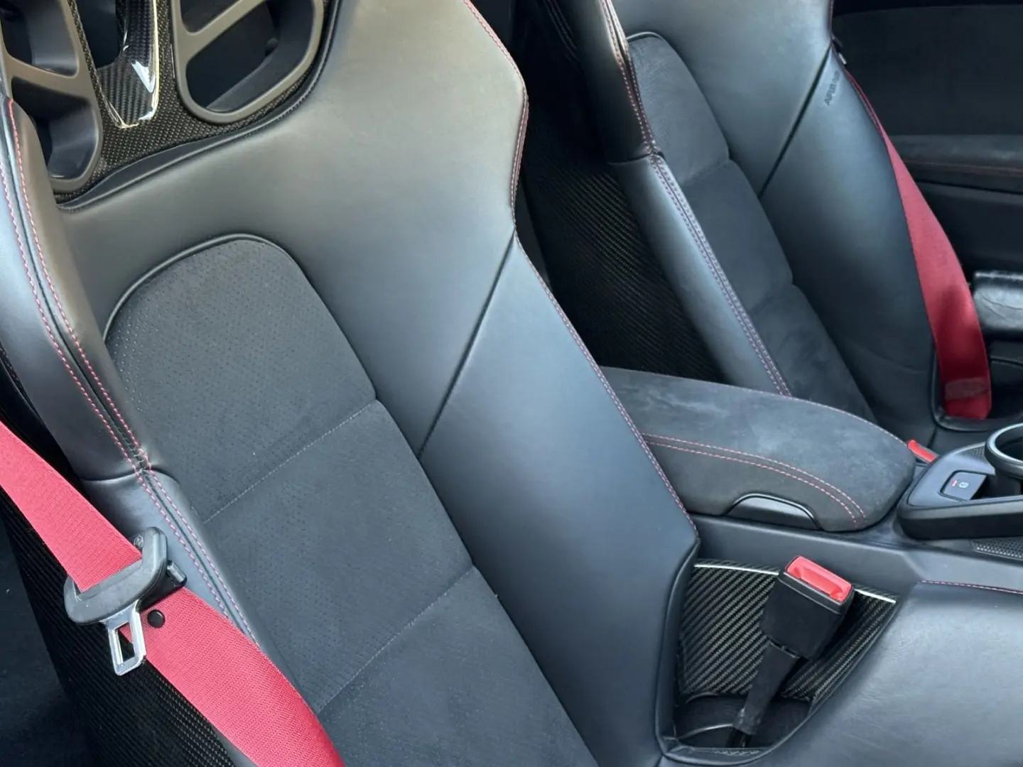 Porsche 992 911 Carrera 4 GTS AEROKIT*LIFT*PDCC*