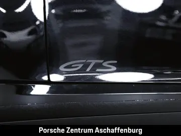 Porsche 911 Carrera 4 GTS Liftsystem