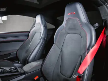 Porsche 911 Carrera 4 GTS Liftsystem