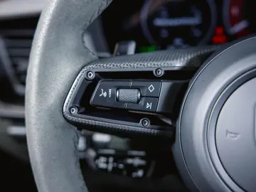 Porsche 911 Carrera 4 GTS Liftsystem