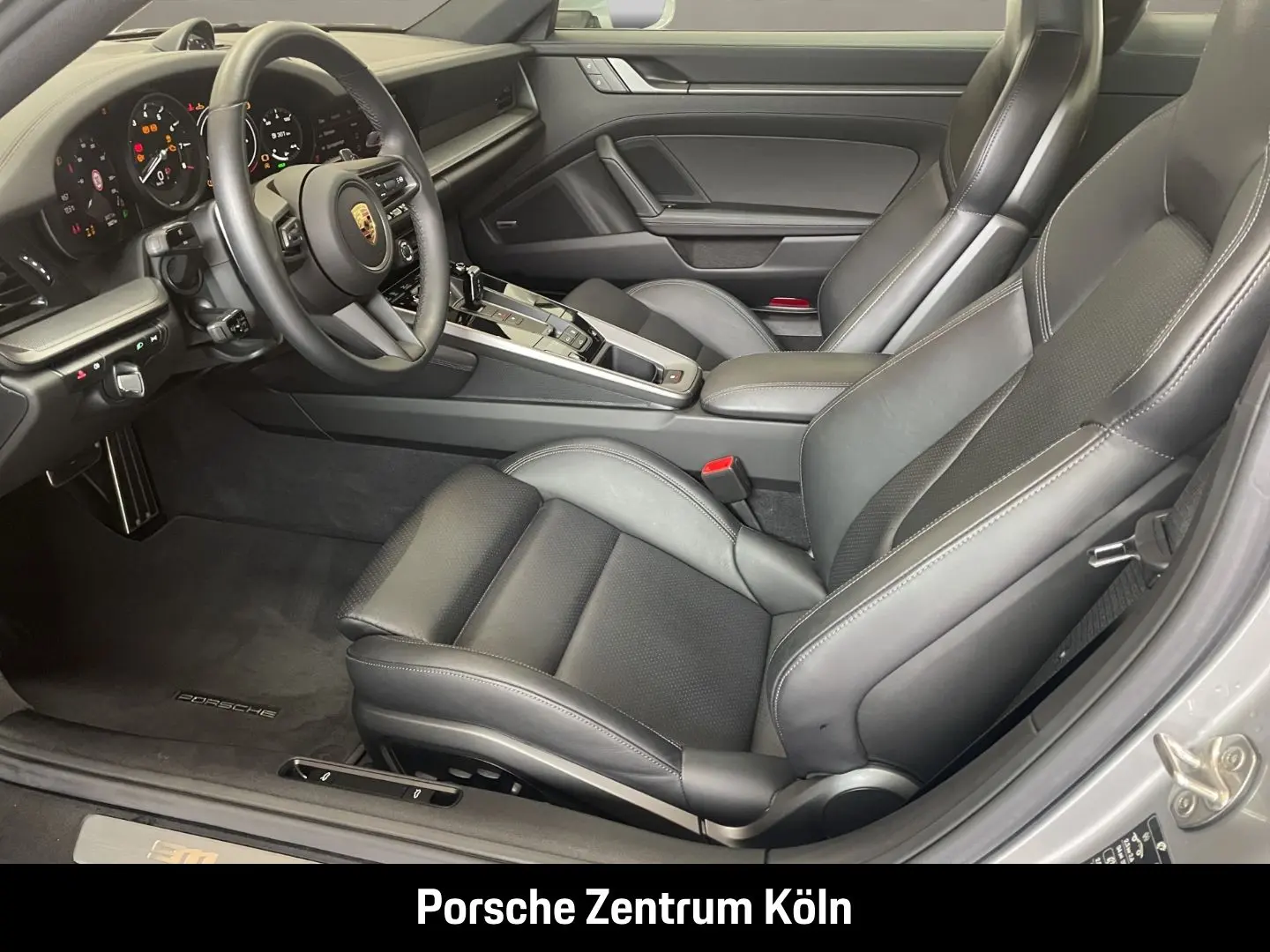 Porsche 992 911 Carrera 4S  BOSE