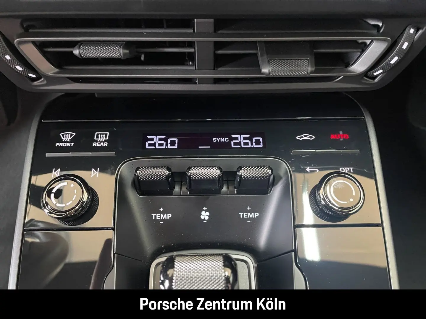 Porsche 992 911 Carrera 4S  BOSE