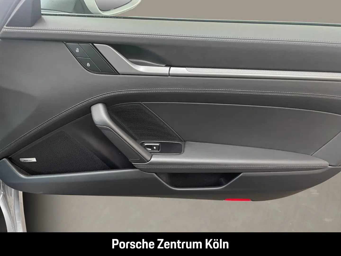 Porsche 992 911 Carrera 4S  BOSE