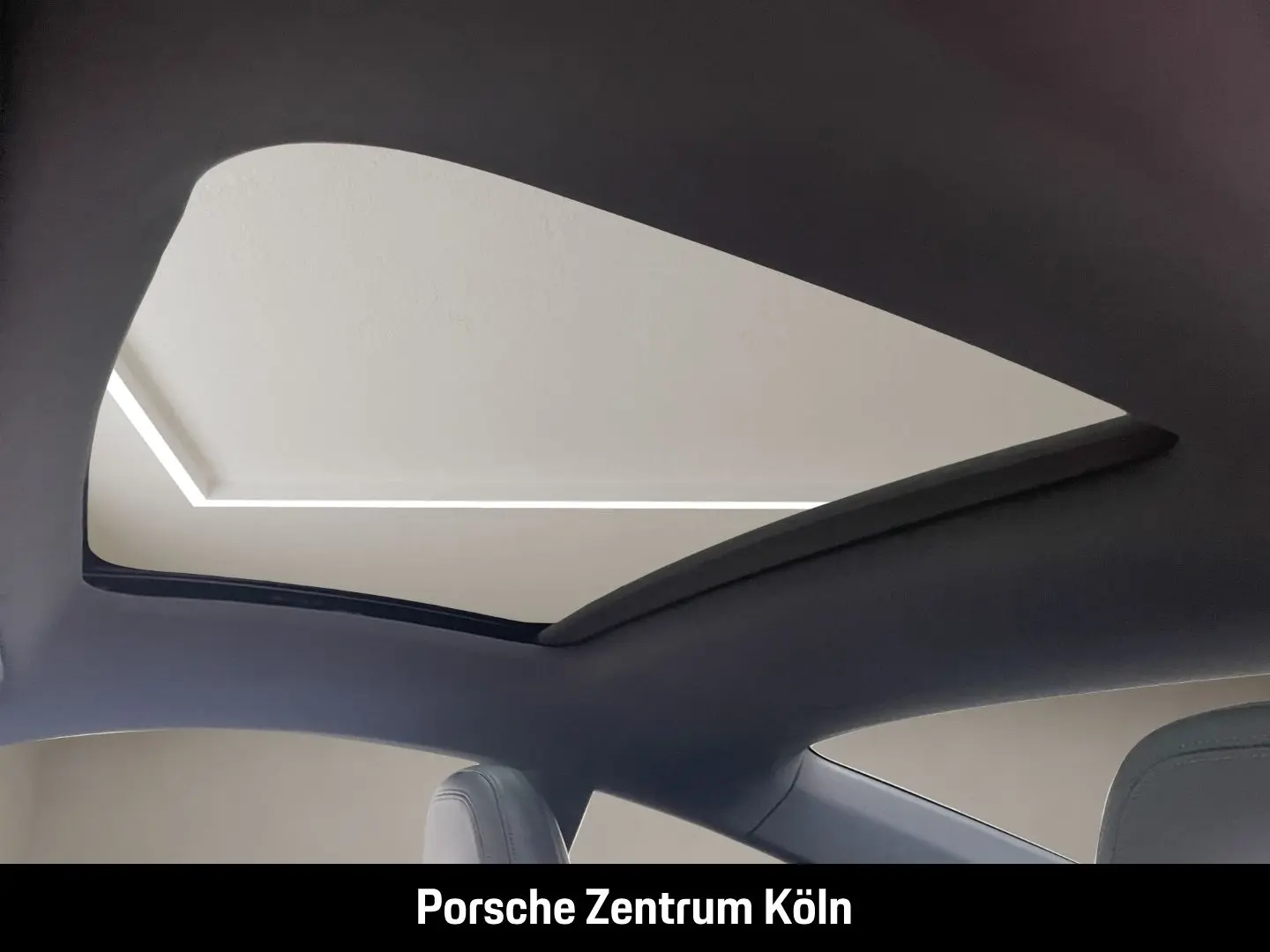 Porsche 992 911 Carrera 4S  BOSE