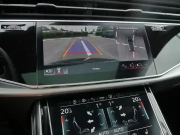 Audi Q7 50 TDI quattro S line Matrix*360°*Air*HuD
