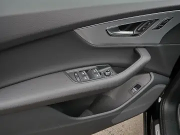 Audi Q7 50 TDI quattro S line Matrix*360°*Air*HuD