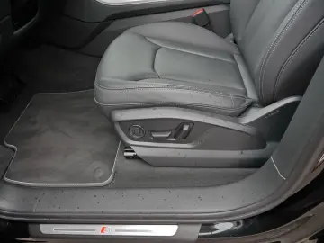 Audi Q7 50 TDI quattro S line Matrix*360°*Air*HuD