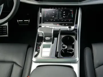 Audi Q7 3.0 TDI quattro S line Allradl.*HuD*Pano*air*