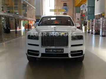 Rolls-Royce Cullinan Mandarin