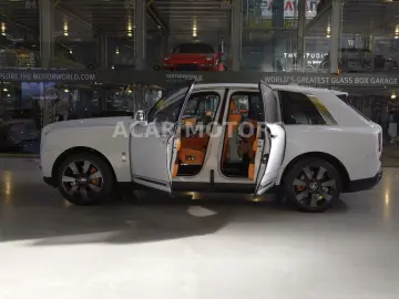 Rolls-Royce Cullinan Mandarin