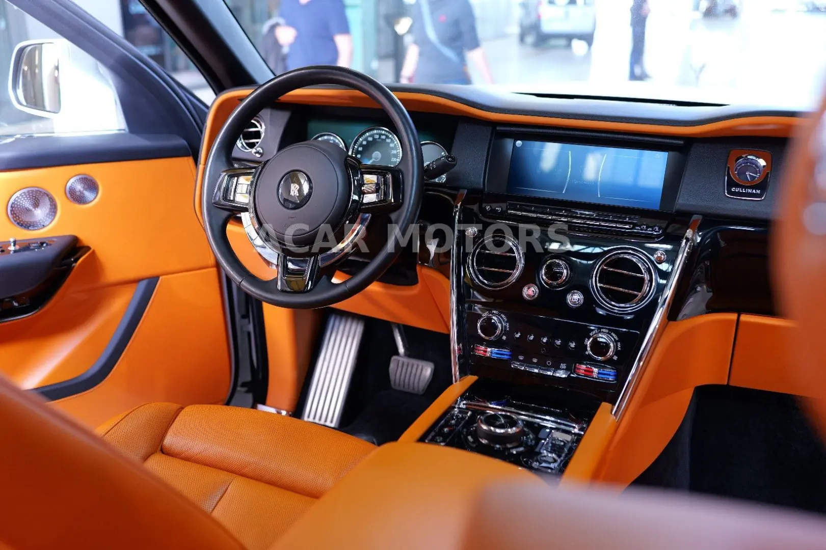 Rolls-Royce Cullinan Mandarin