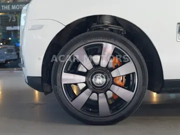 Rolls-Royce Cullinan Mandarin