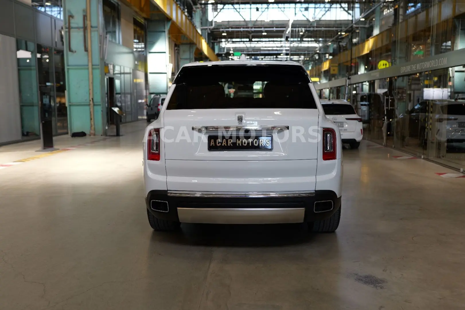 Rolls-Royce Cullinan Mandarin