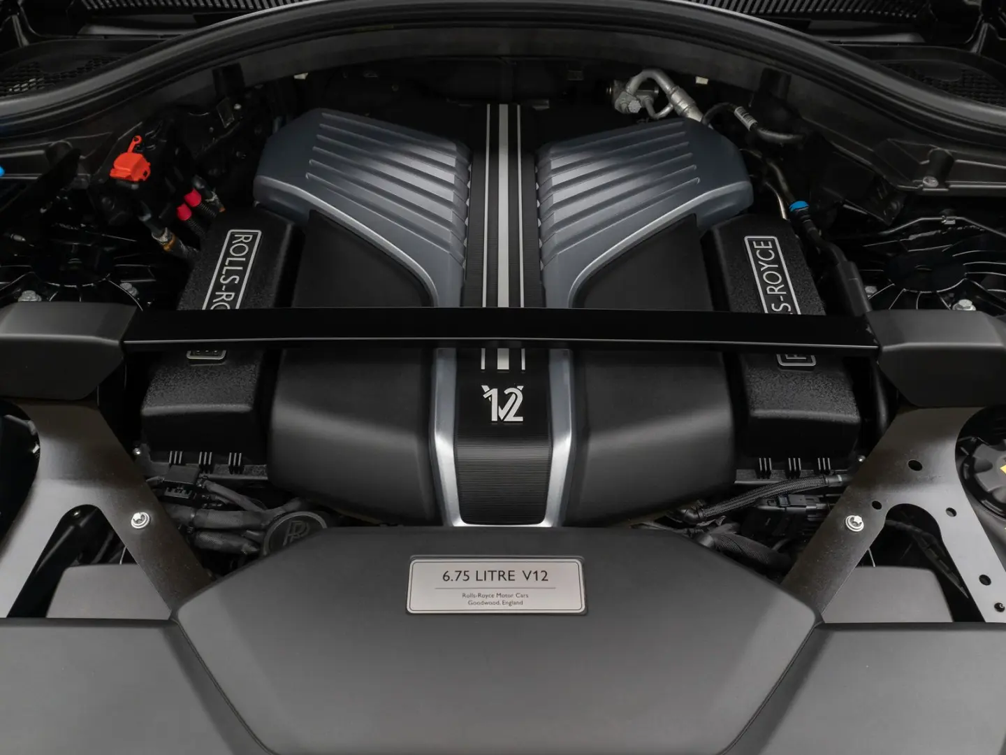 Rolls-Royce Cullinan Black Badge Night Vision Novitec
