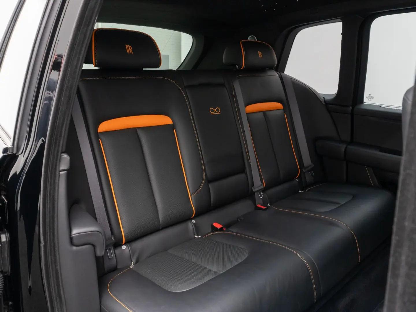 Rolls-Royce Cullinan Black Badge Night Vision Novitec